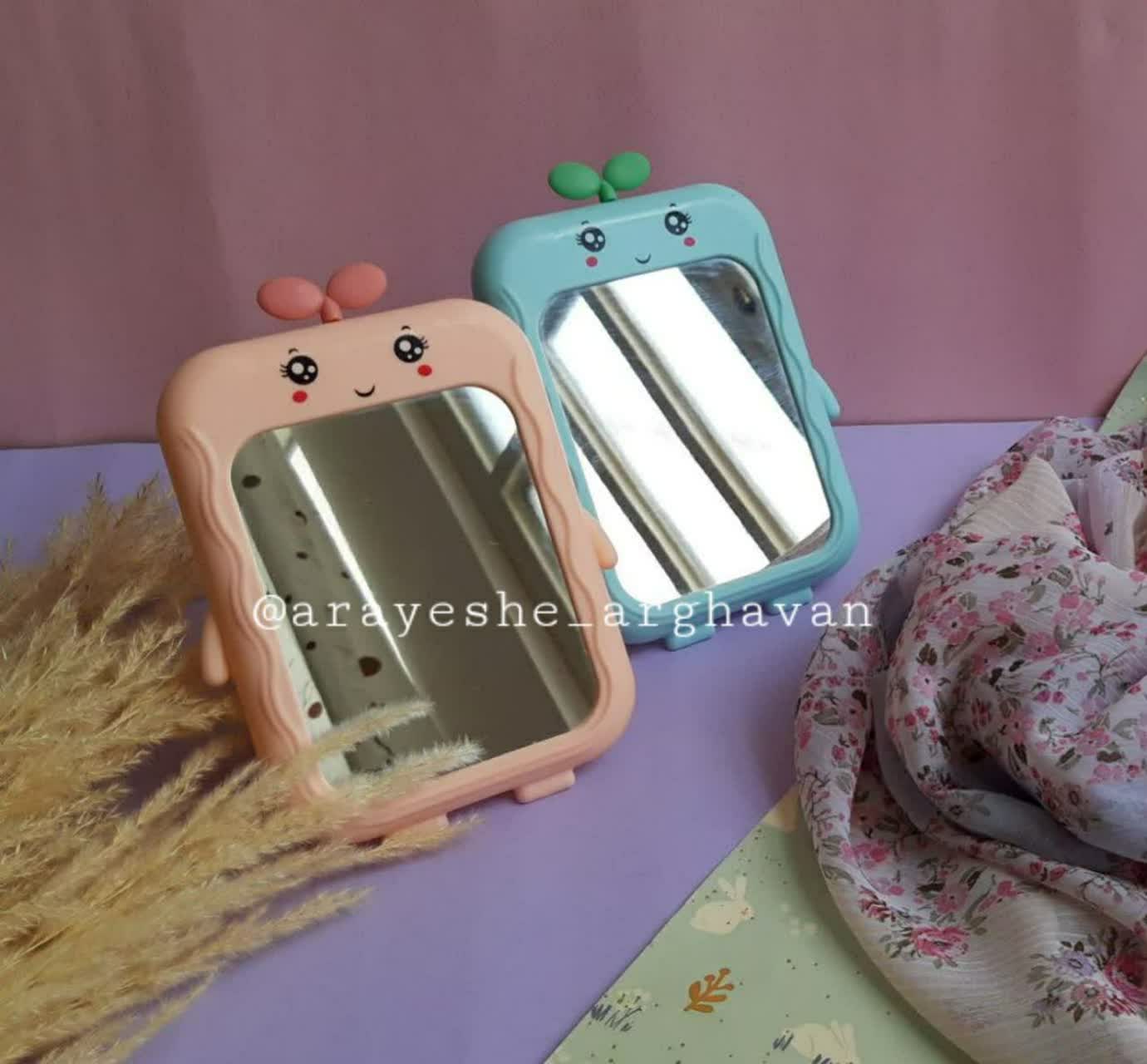 آینه رومیزی