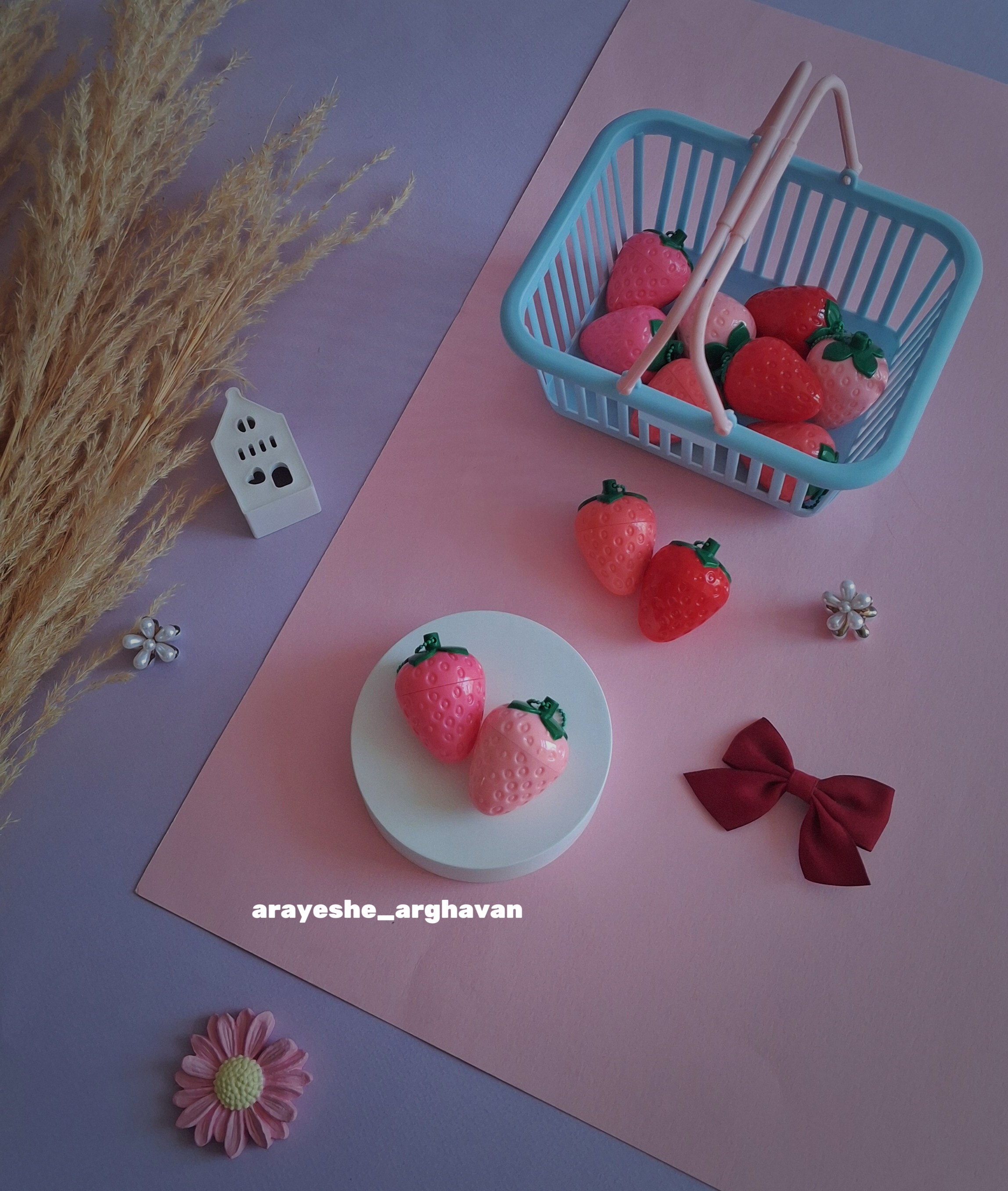 بالم لب حرارتیه توت فرنگی✨️🍓